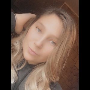 Meet your Posher, Kara